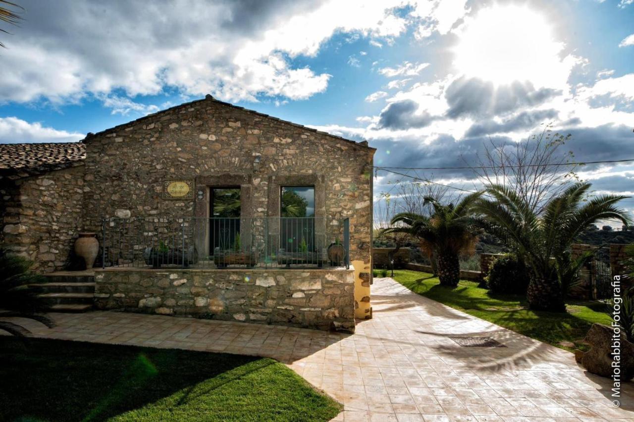 Agriturismo Russa Belladonna Villa Калтаджироне Екстериор снимка